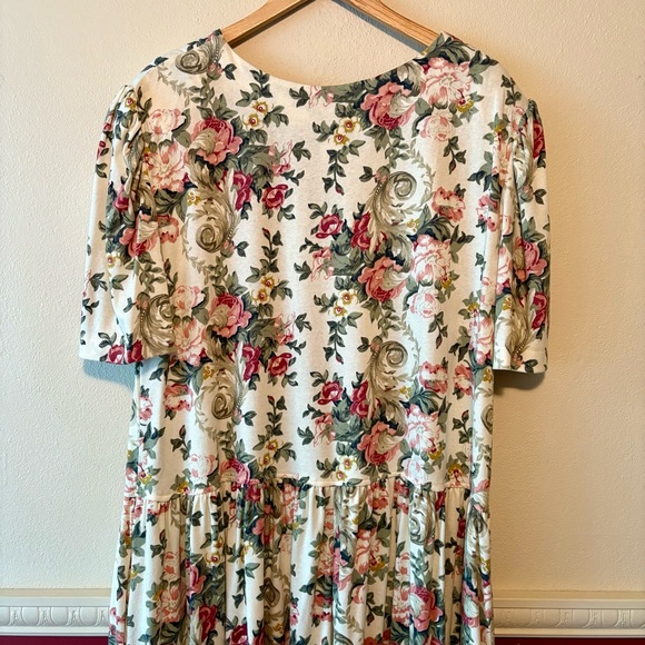 Vintage Floral Cotton Blend Midi Dress with Pockets - Picture 8 of 11
